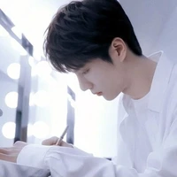 Vương Nhất Bác