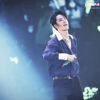 Vương Nhất Bác-anh