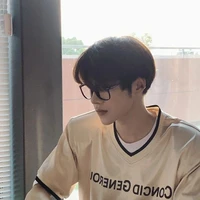 Phong Đạt(bff của nam 9)