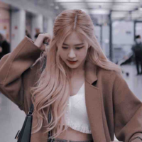 Roséanne Park(chị)