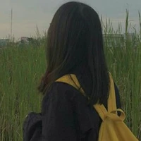 Trần Huyền Trang ( cô)