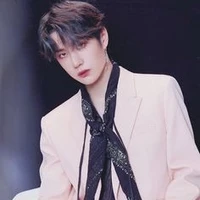 Nhất Bác