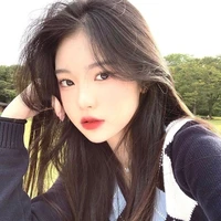 Hạ Ngọc Trân-Y