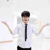 Jack(em ruột Ngân)