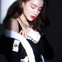 Nhã Phương (mẹ của Ngọc)