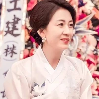 mẹ Jisoo