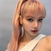 Kim lisa//Lía