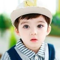 Doãn Lộc Nam -lúc bé 4 tuổi