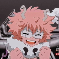  Ashido Mina