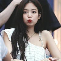 Kim Jennie_Mẹ Hắn