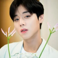 Park Jihoon_Mẹ Anh