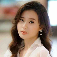 Mỹ Dung (em gái nuôi Huy)