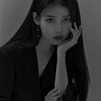 Lee  Ji-eun (IU)