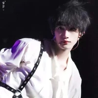 Đinh Trình Hâm 🦊 (anh)