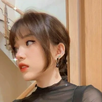 Ngọc Đàm{Chị họ Khánh}