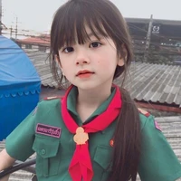 tố trinh nguyệt ( 4 tuổi)