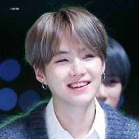 Min Yoongi (Suga)