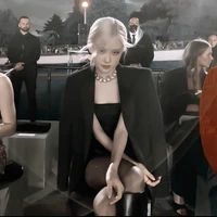 ROSÉ