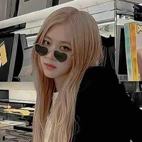 roses_are_rosie