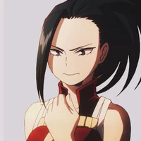 momo yaoyorozu
