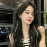 Vũ Uyển Đình( Lộ Hải Quỳnh)