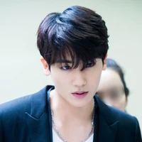 Nhật Hiếu (bạn nam9)