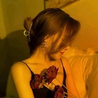 Thẩm Từ Liên