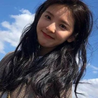 Trần Hoàng Ngọc Tường (e na9)