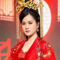 Lâm Vỹ Dạ ( Mẹ Ngân )