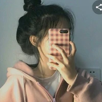 Lucy(Tác giả)