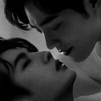 Con tác giả nằm dưới giường Chiến Bo