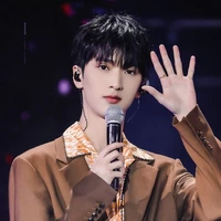 Nghiêm Hạo Tường