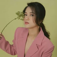 lâm vỹ dạ