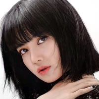Lalisa Manoban:cô
