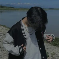 Hoàng Ngọc Tùng(anh trai n9)