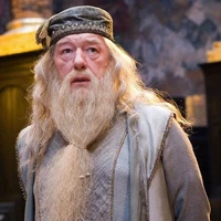 cụ Albus Dumbledor