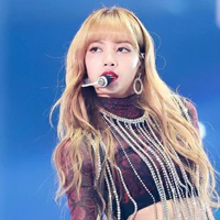 Lalisa Manobal (cô)