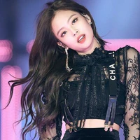 Jennie Kim (em)