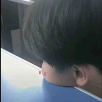 Lu - kém một tủi với na9 nhưng vẫn xưng mày tao nha ( bạn kém 1 tuổi của laonis )