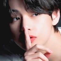 Kim Taehyung (V)