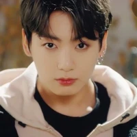 Kookie ( Bố Y )
