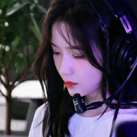 Nhạc Uyển Song Ngư [ Pisces Uyển ]