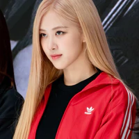 (Cô) Park ChaeYoung