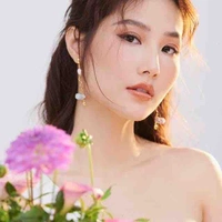 Diễm My 9x ( Bạn thân của Lan Ngọc )