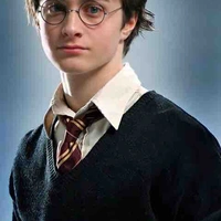 Harry Potter• đầu sẹo:)