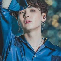 Min yoongi (suga)