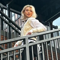 Adele ( bạn Alina )