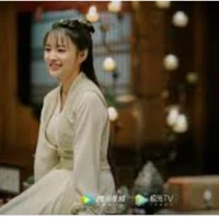 Hầu nữ thân cận của Phượng Vũ