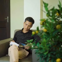 bố nhung( giám đốc công ty )