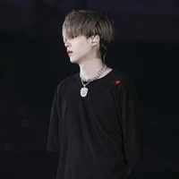 Min yoongi ( Suga )